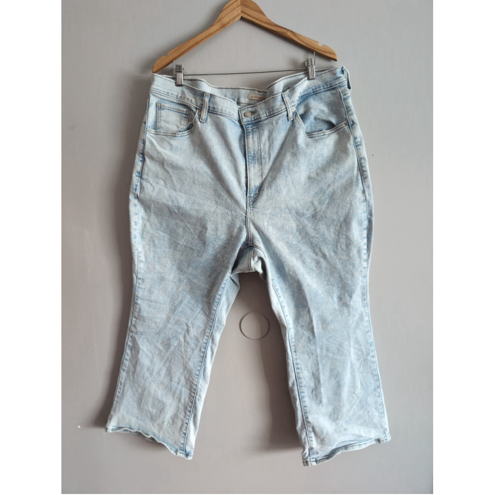 Levi's High Waisted Crop Flare Light Wash Jeans Women Plus Size 20W Office